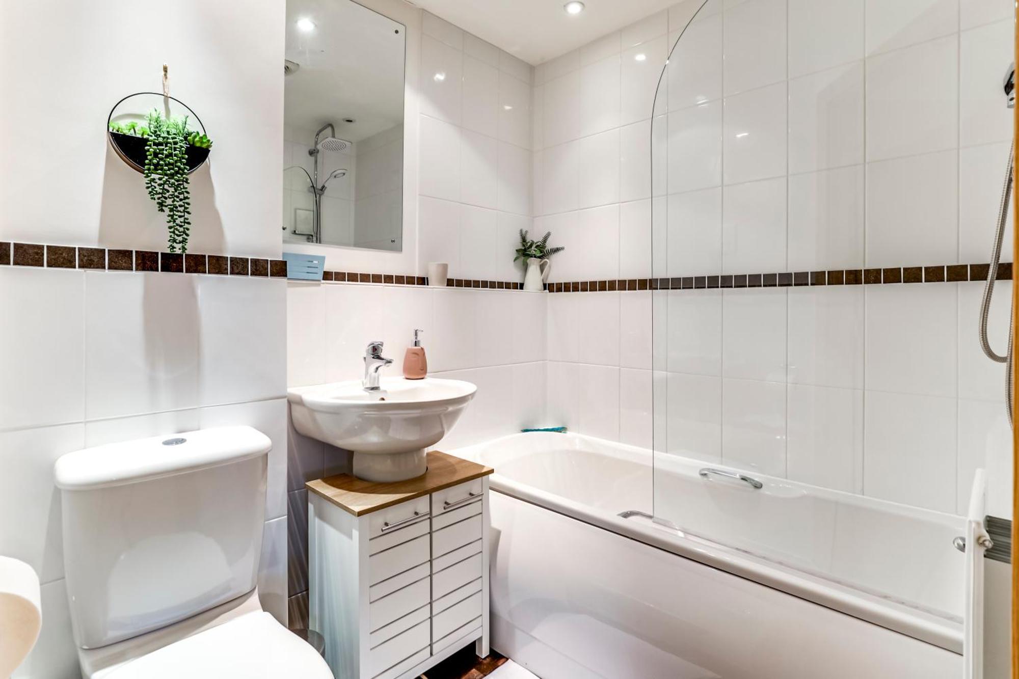 ウェアEntire 2 Bed Flat Contractors Families And Relocatorsアパートメント エクステリア 写真